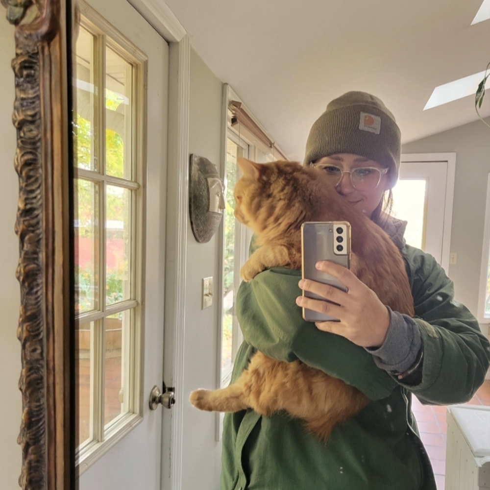 Meet your Posher, Emily